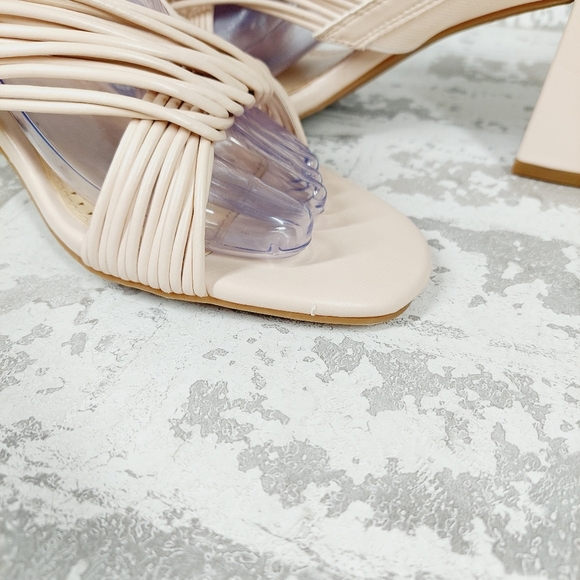 NEW Adrienne Vittadini Annalee Cream Summer Slip On Block Heel Sandals A647 - Picture 4 of 12